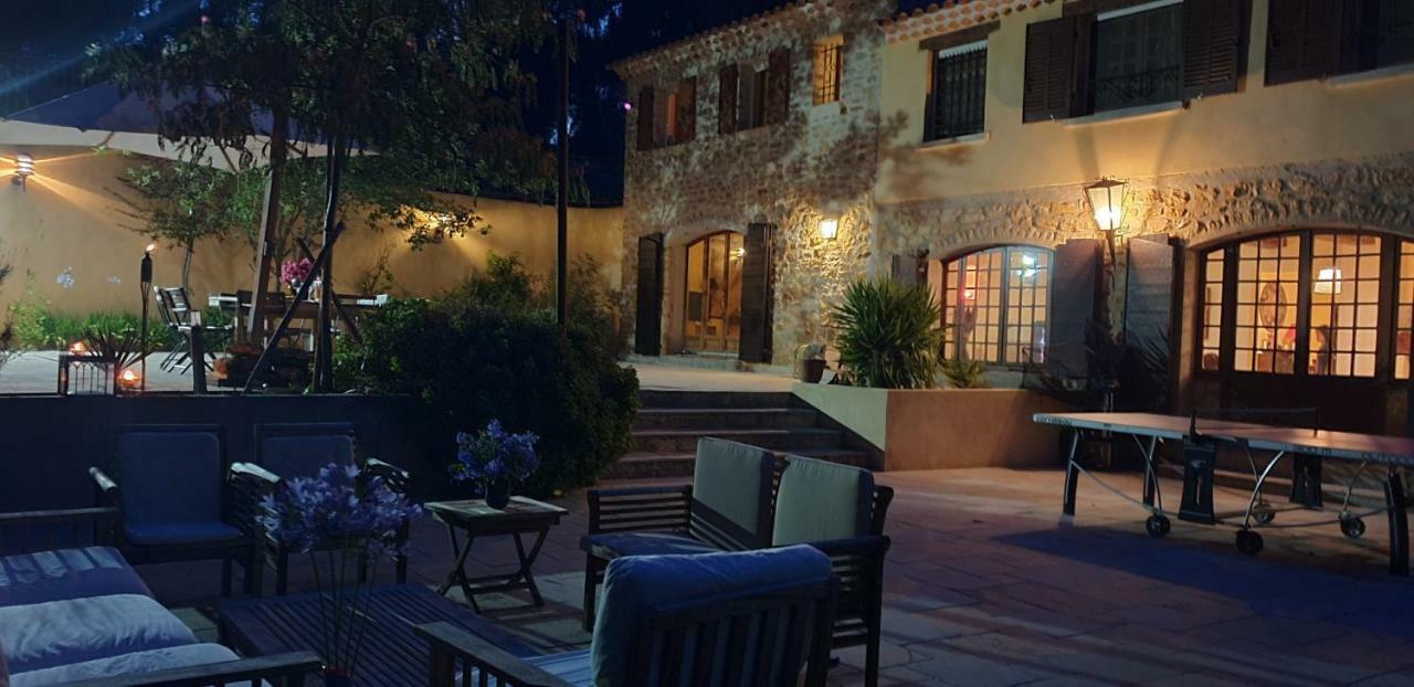 La Teze Villa Le Castellet  Exterior foto