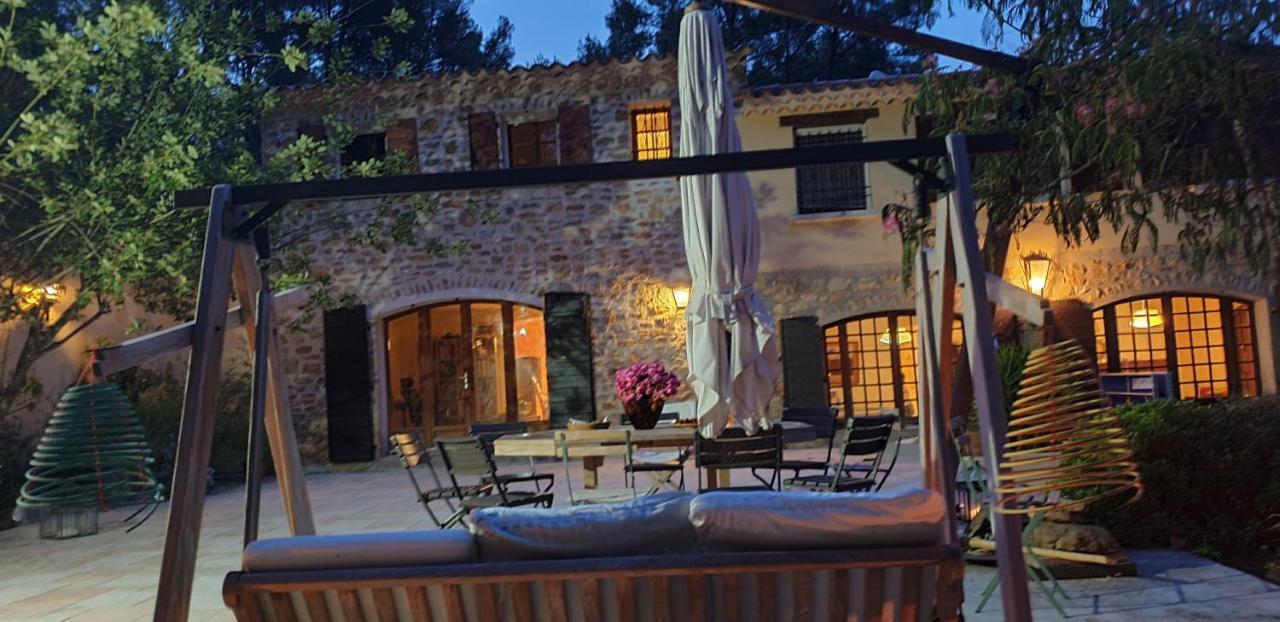 La Teze Villa Le Castellet  Exterior foto